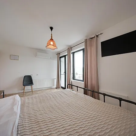 Луксозна вила High Point *