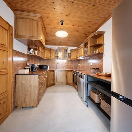 Луксозна вила High Point *